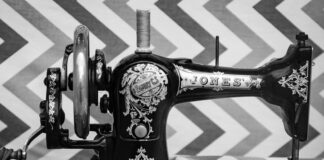 Emperor of Ethiopia Battles Italian Army